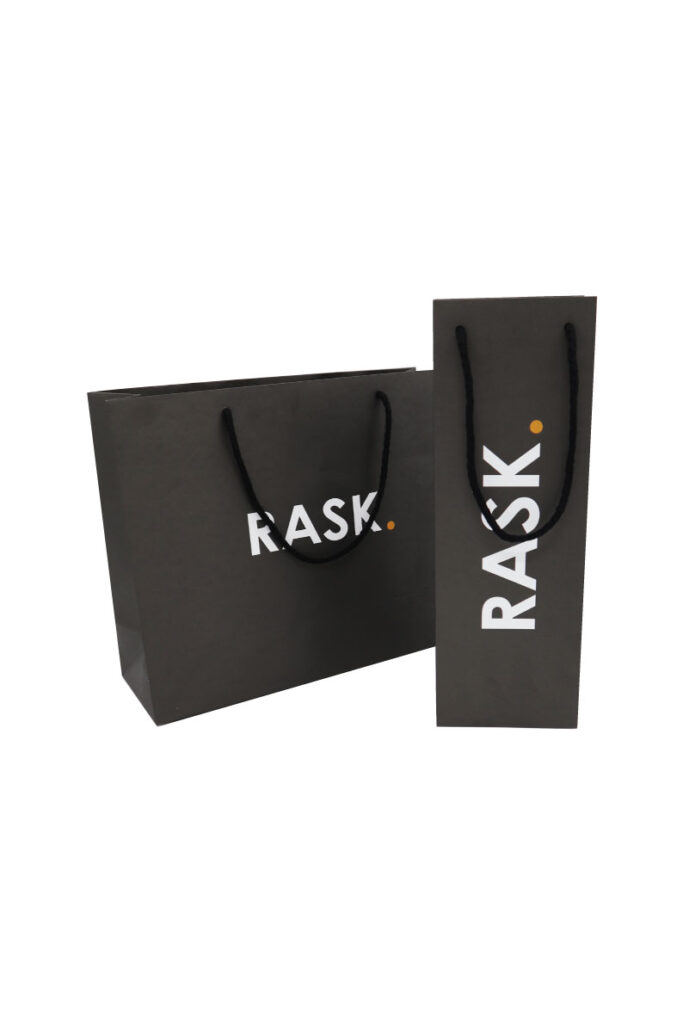 Rask nöörsangadega paberkotid